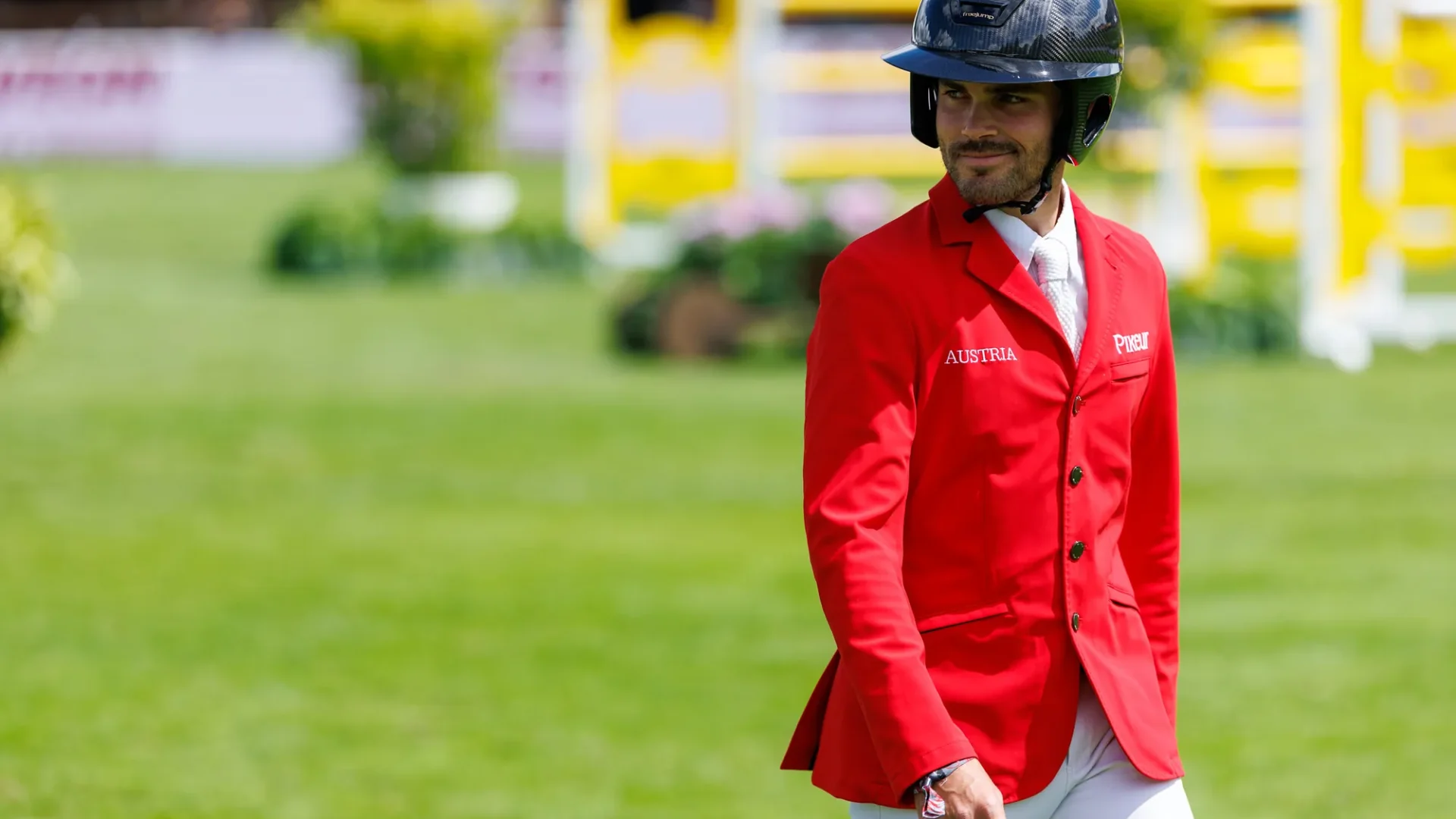 Springreiter Felix Koller aus Oberösterreich im Parcours